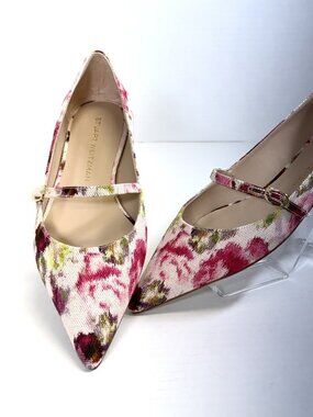 Stuart Weitzman Emilia Ballet Flat. STUNNING!!